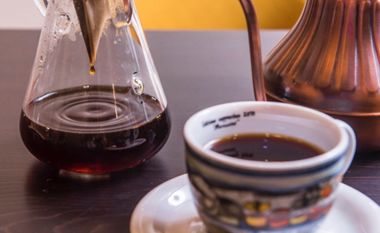 커피 볶는 냄새가 향기로운 - 세종시 아름동 ‘10그램(Gram)’