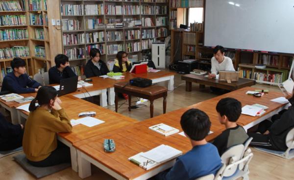 독서로 교육하는 읽기 혁명 ‘숲나학교’