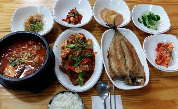 엄마표 밥상 그대로! 강남서초 ‘가정식 백반’