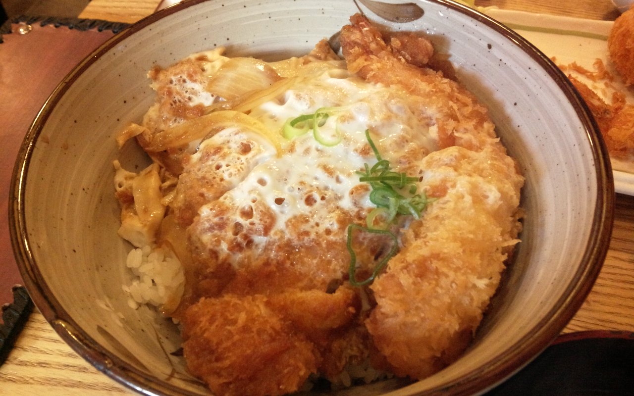 돈부리음식